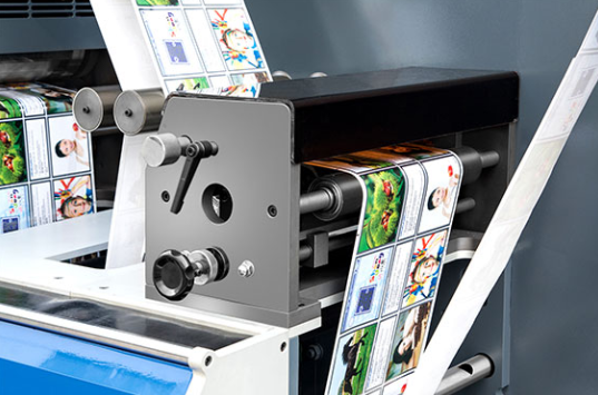 Lingmin Packaging delivers customized digital packaging solutions for you